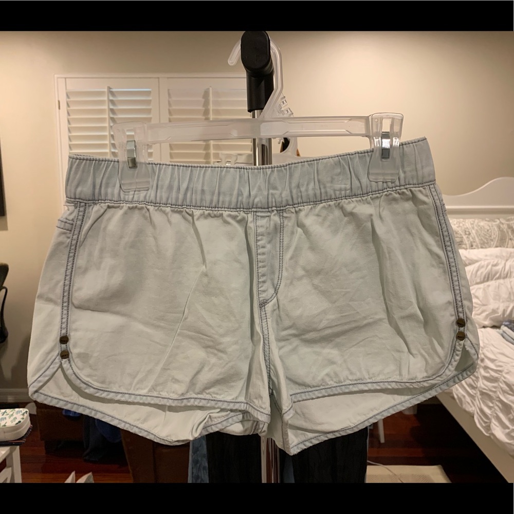 Roxy shorts